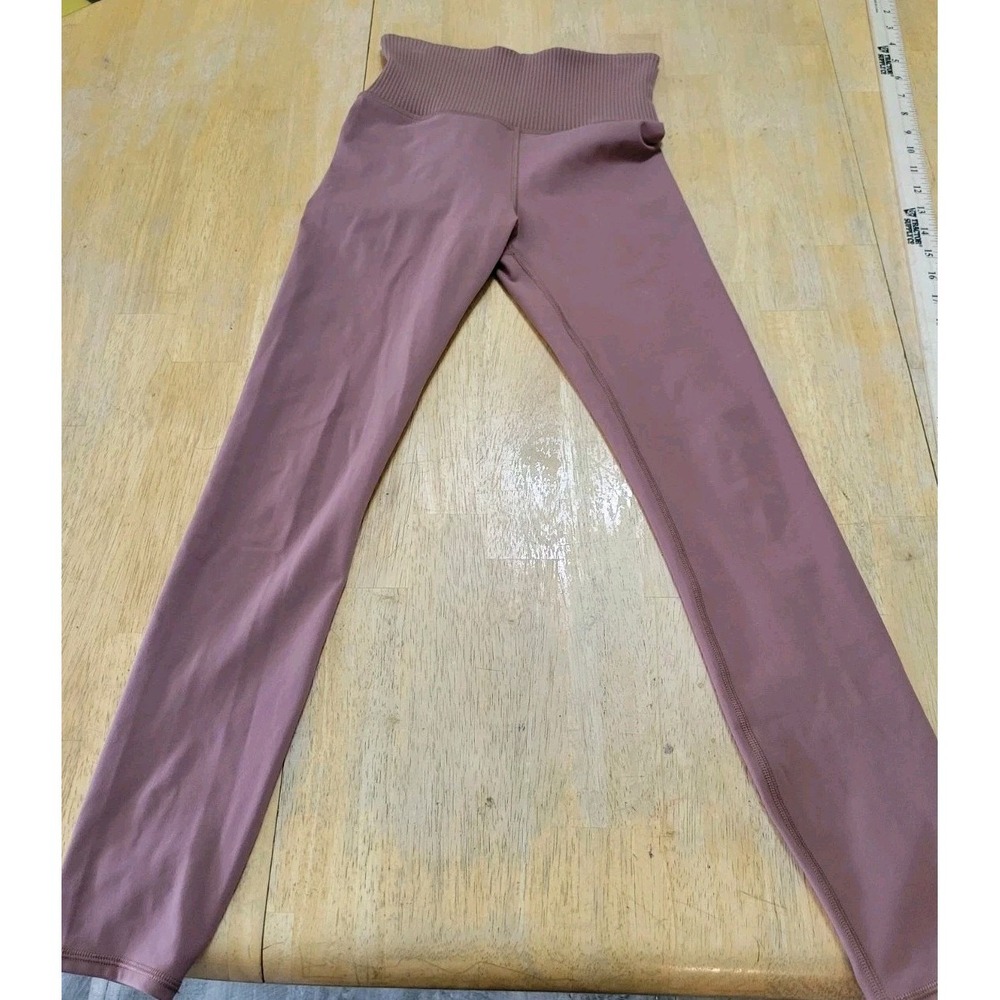 VUORI WOMEN'S RIB STUDIO LEGGING Size XS NO SIZE TAG. Taupe SEE PHOTOS